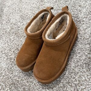 BearPaw mini platform boots